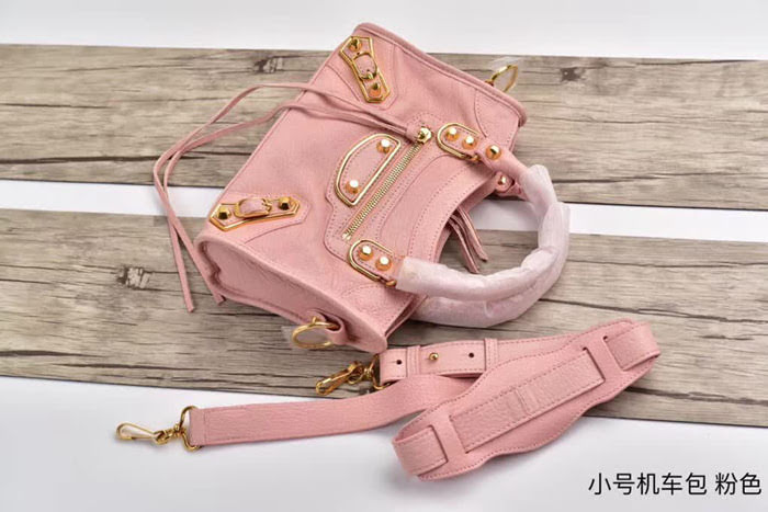 BALENCIAG巴黎世家 小號機車包 粉色 經典款 氣質優雅 專櫃山羊皮 手提肩背斜挎包  BL1754